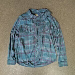 Cute green Cabela's flannel, sz M